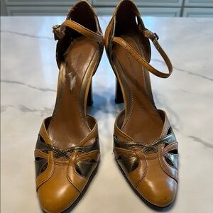 Bandolino Tan and Silver Women's Heels